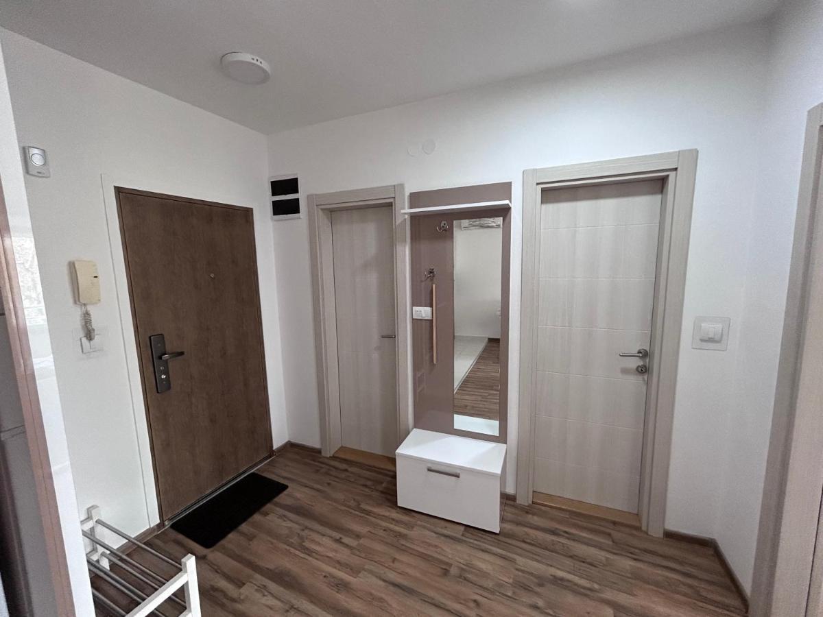 Apartment By The Synagogue Novi Sad Bagian luar foto