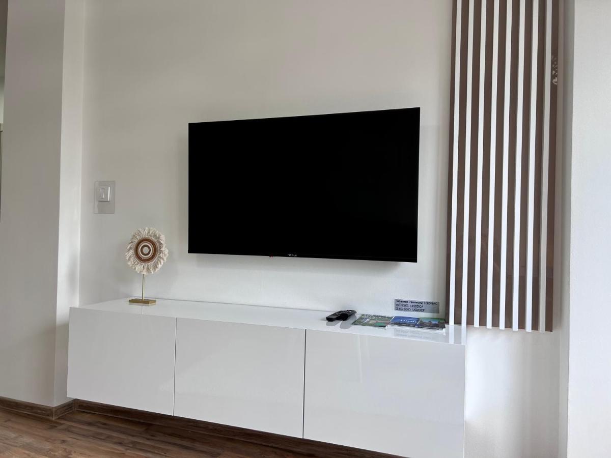 Apartment By The Synagogue Novi Sad Bagian luar foto